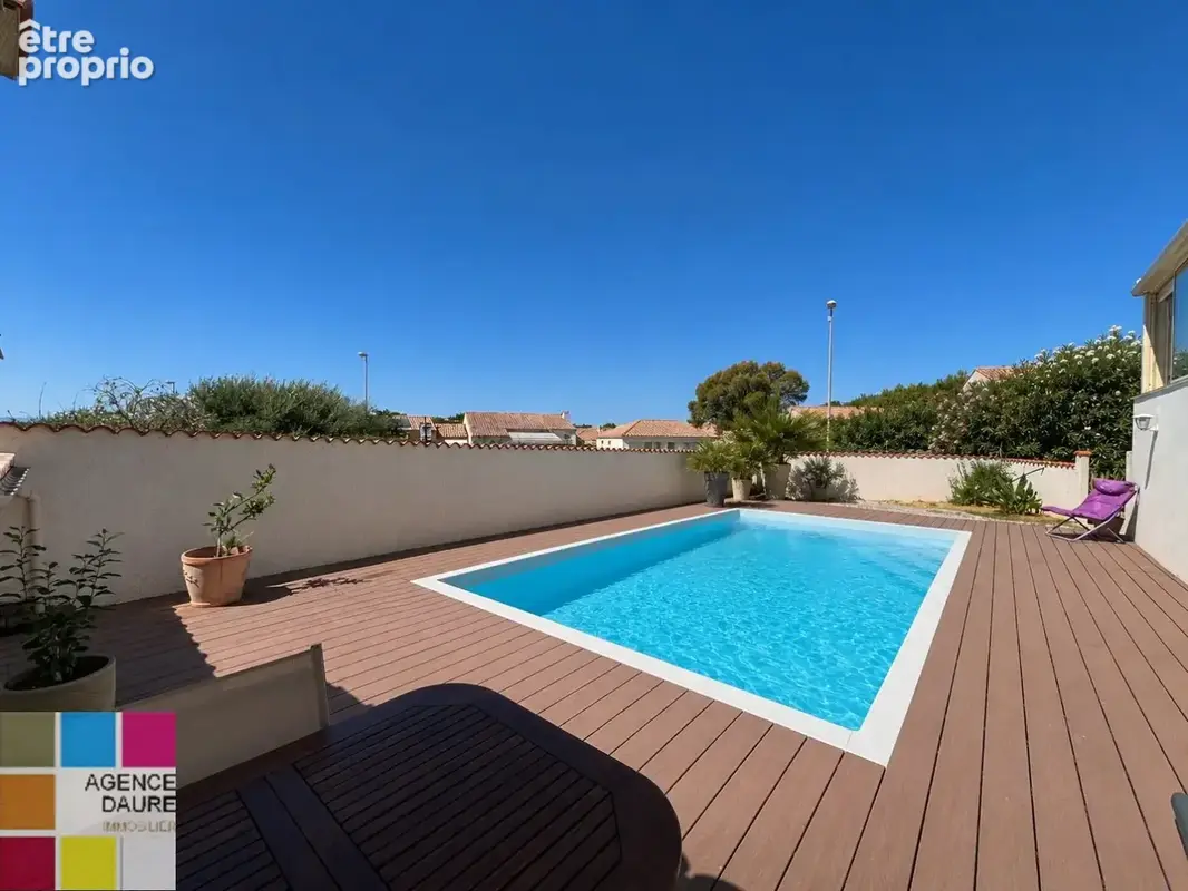 Maison de plain-pied avec piscine sur 506 m² de terrain - photo 2