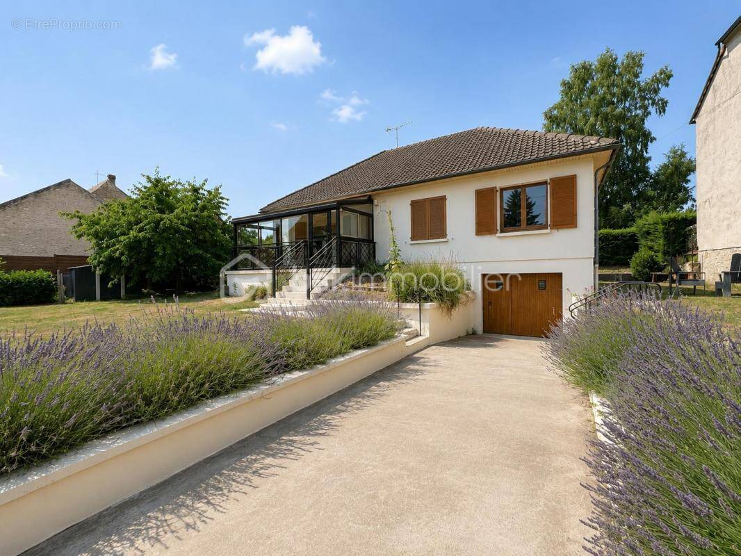 Maison à COULONGES-COHAN