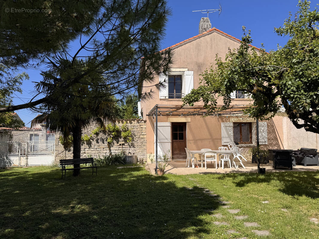 Maison à MANSLE