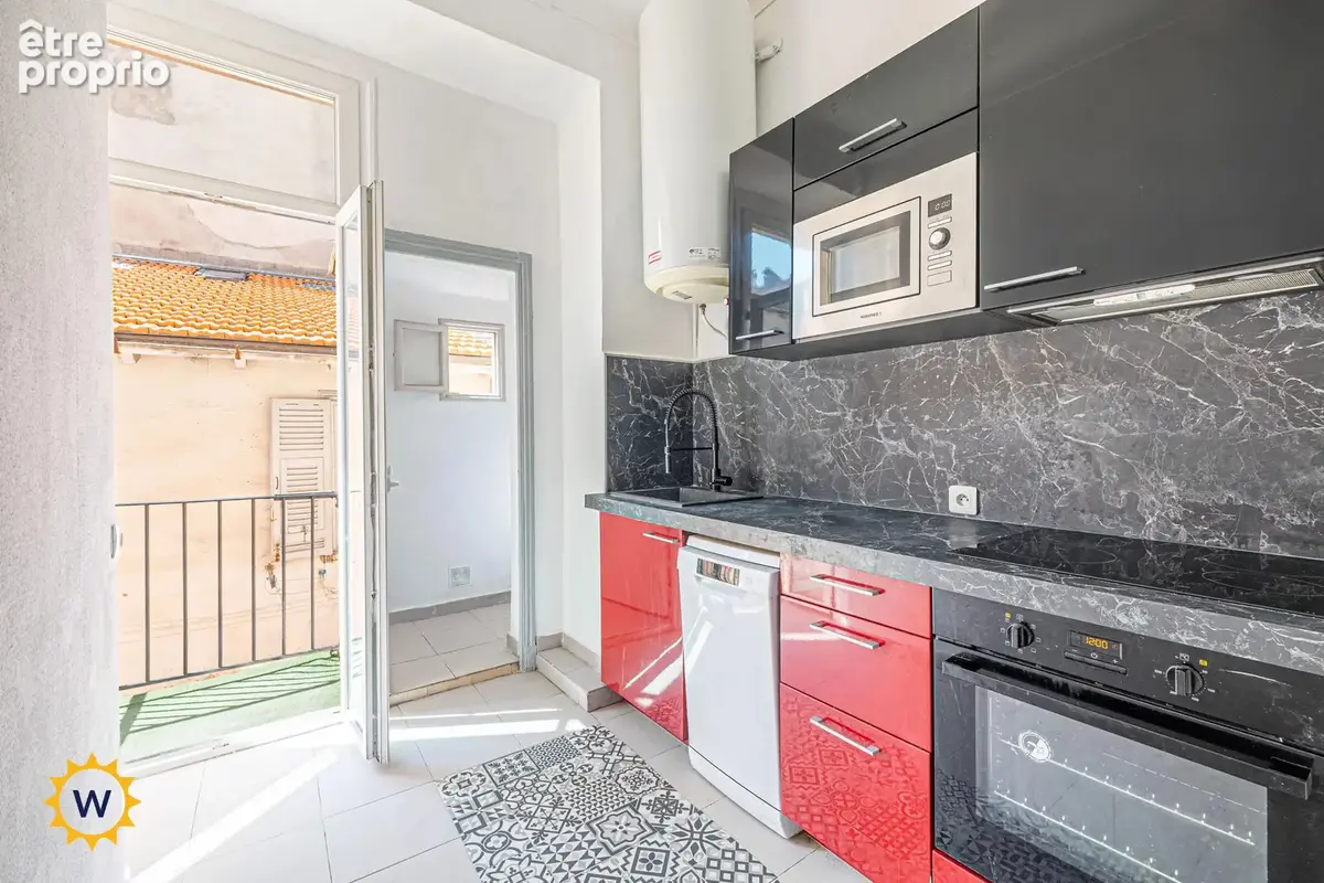 Nice le port rue bonaparte – 3/4 pièces traversant 65 m² – balcon – ascenseur - photo 4