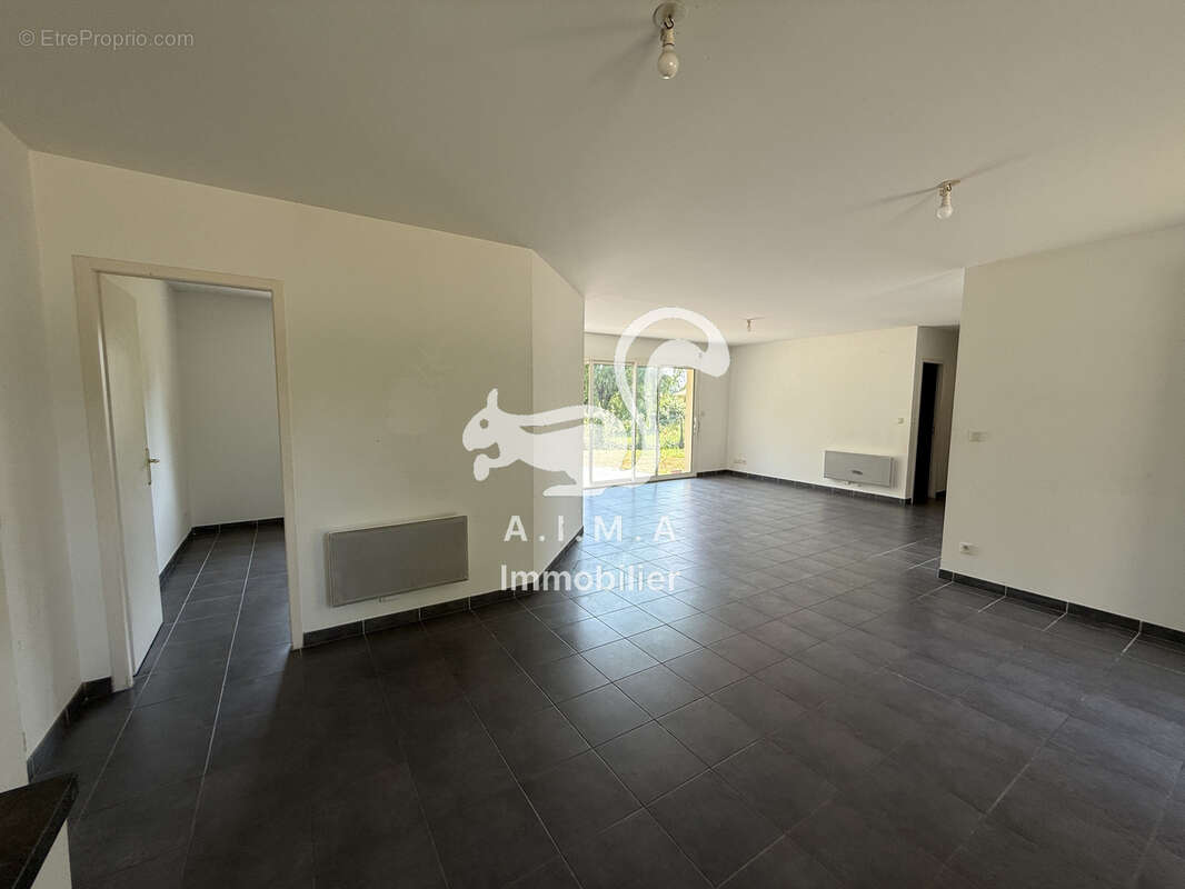 Mios Quartier. Maison 3 ch et garage, calme total ! - photo 4