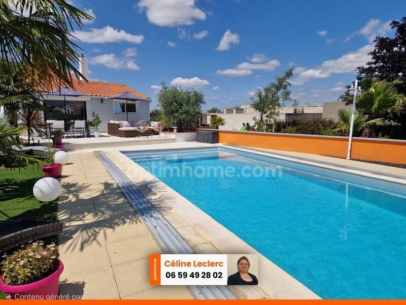 Maison à SAINT-MICHEL-EN-L'HERM