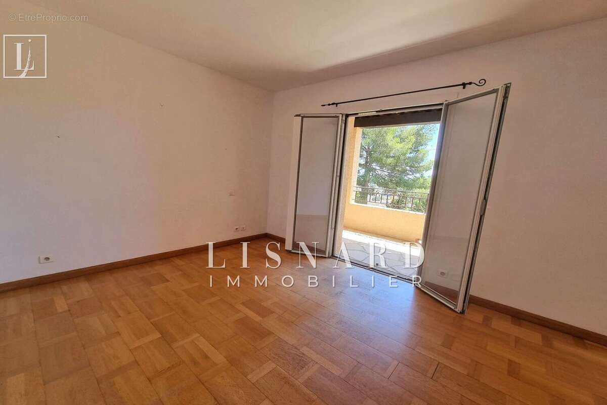 Maison 90 m² à Vallauris  - photo 8