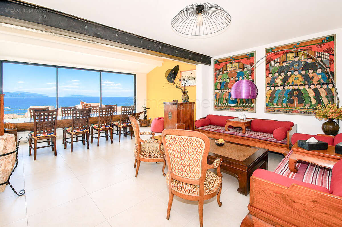 Duplex - 151m²- dernier étage - vue mer et collines - Madrague Montredon 13008 Marseille - Appartement à MARSEILLE-8E