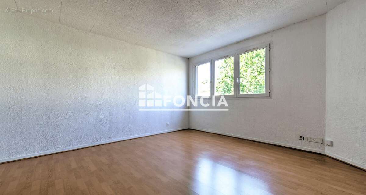 Appartement à MAUREPAS