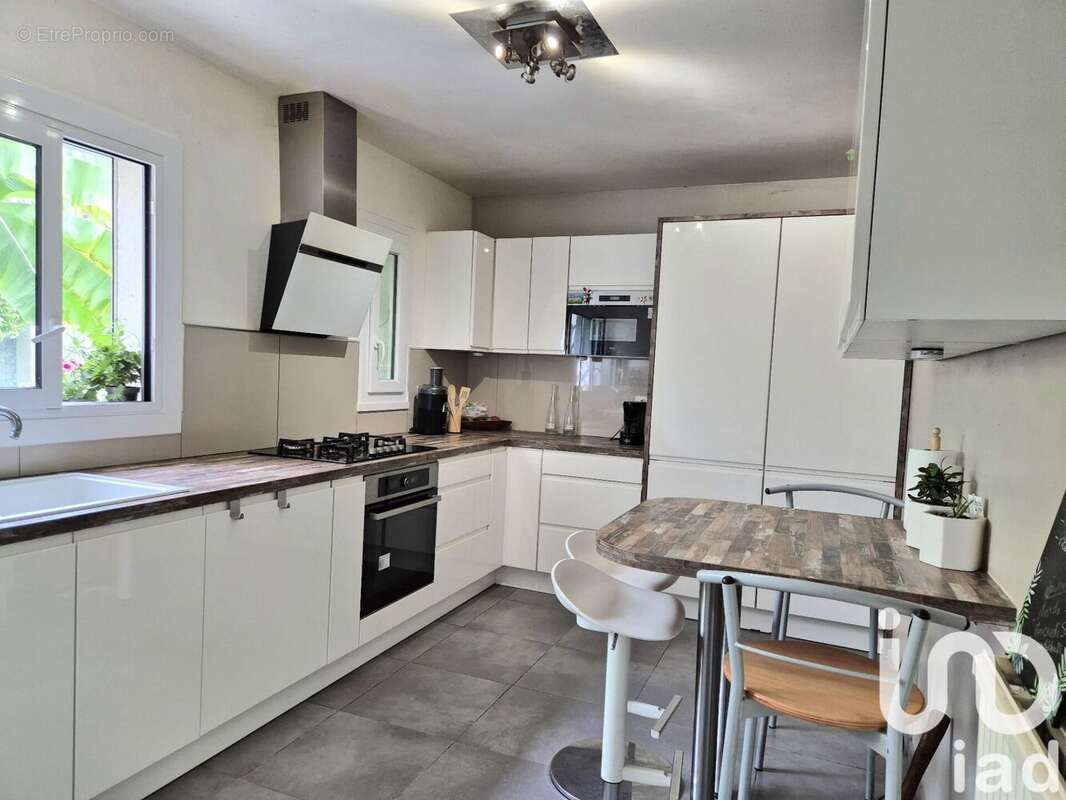 Photo 6 - Maison à SAINT-GERMAIN-LES-CORBEIL