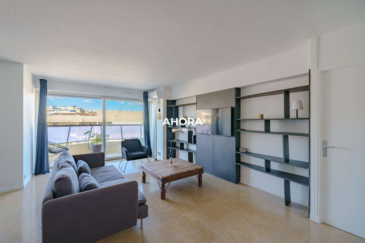 Appartement à MARSEILLE-8E