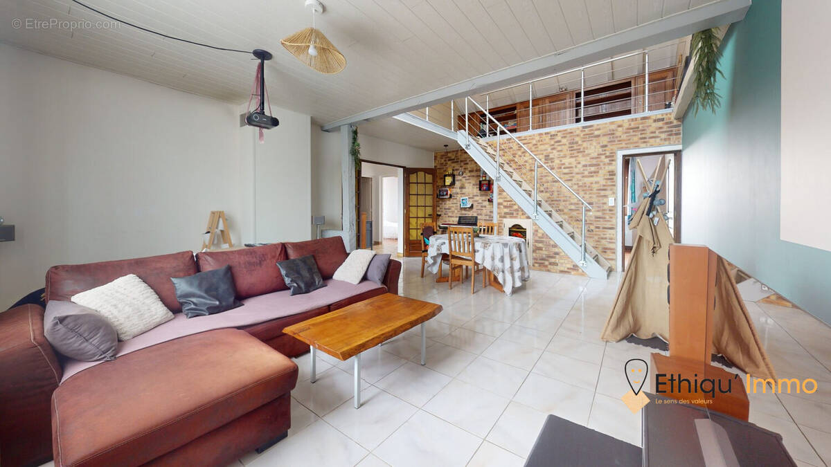 Maison à BAYEL