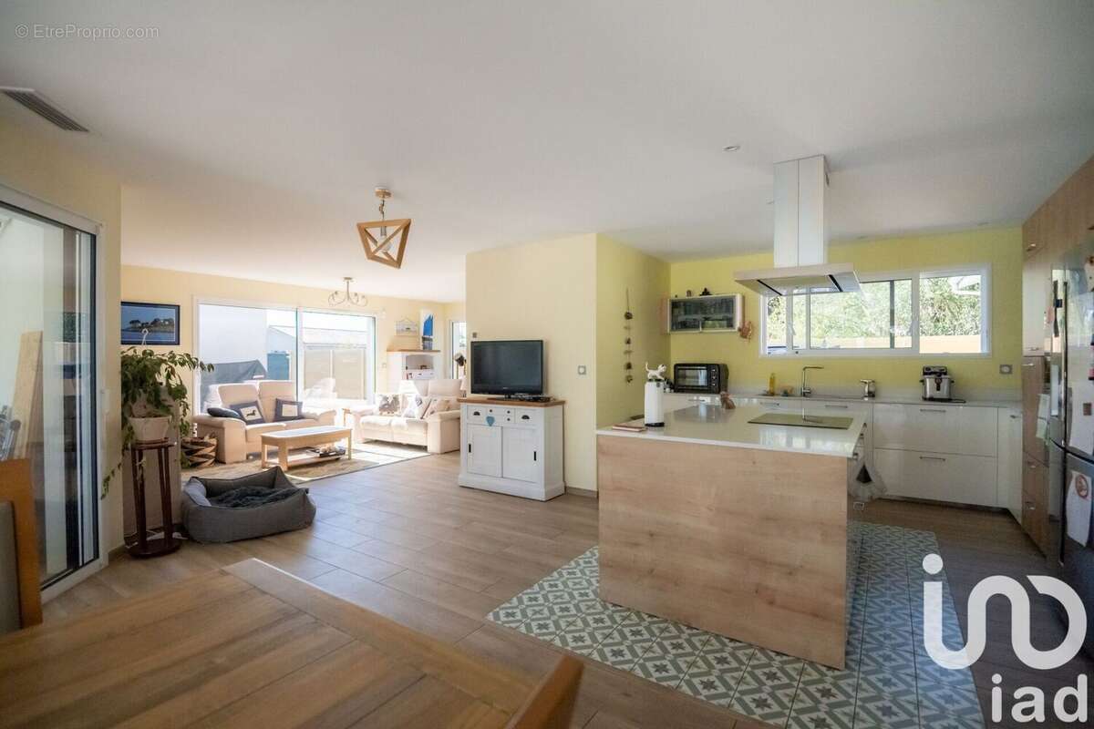 Photo 5 - Maison à LANTON