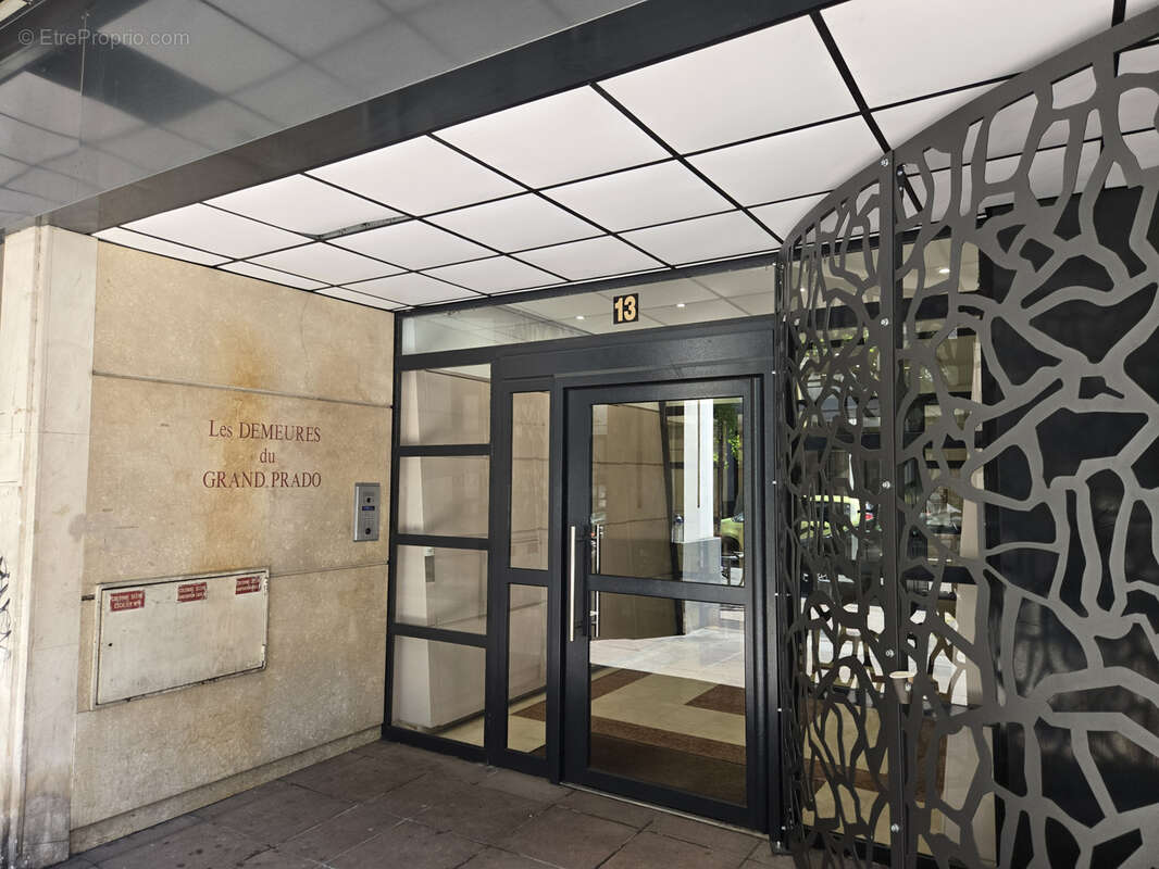 Appartement à MARSEILLE-8E