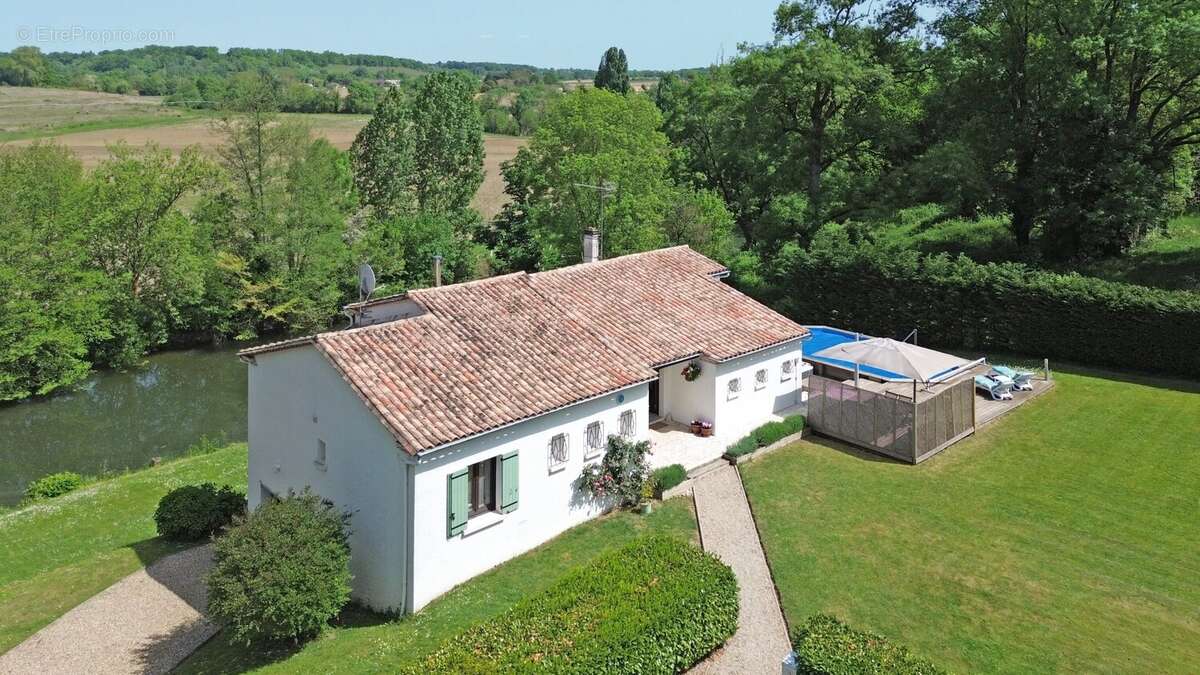 Appartement à EYMET