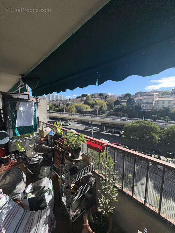 Appartement à MARSEILLE-3E