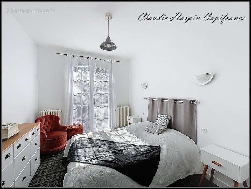 Maison à vendre 8 pièces  (79) CHATILLON-SUR-THOUET - 219 m² hab 4 à 6 ch - terrain environ 2500 m² - photo 11