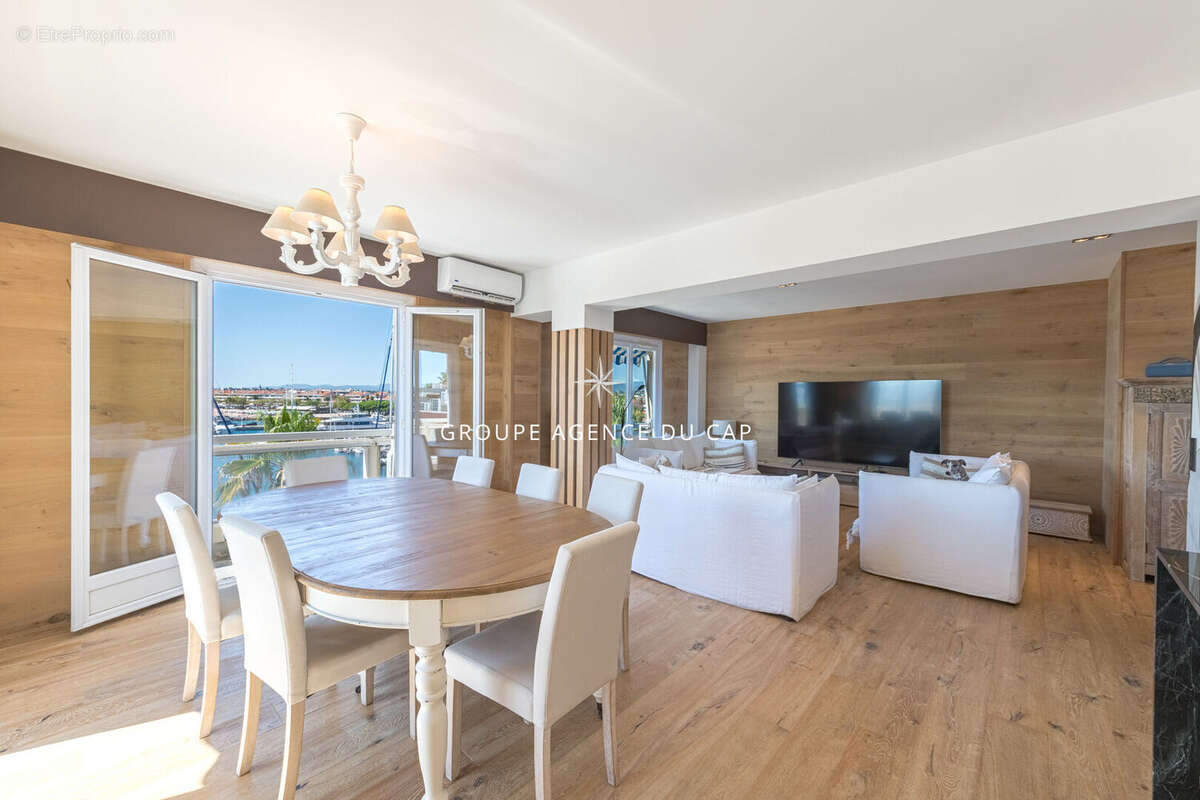 Appartement à SAINT-RAPHAEL