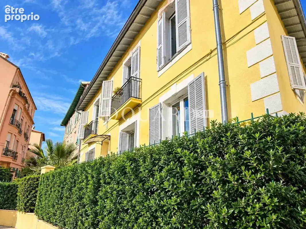 Appartement à MENTON