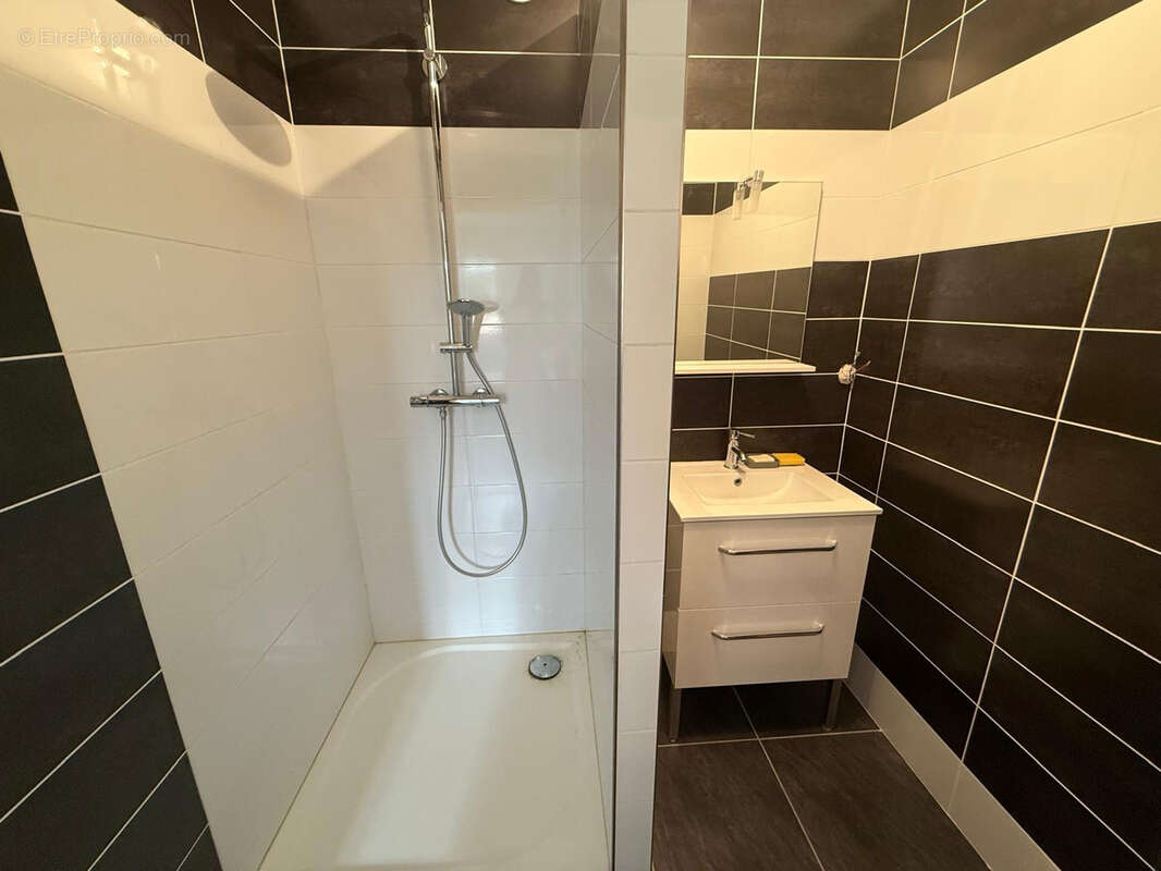 Appartement à THIERS