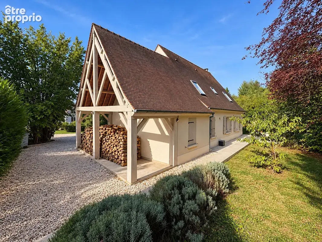 Photo Maison à Lamorlaye au prix de 460 000€