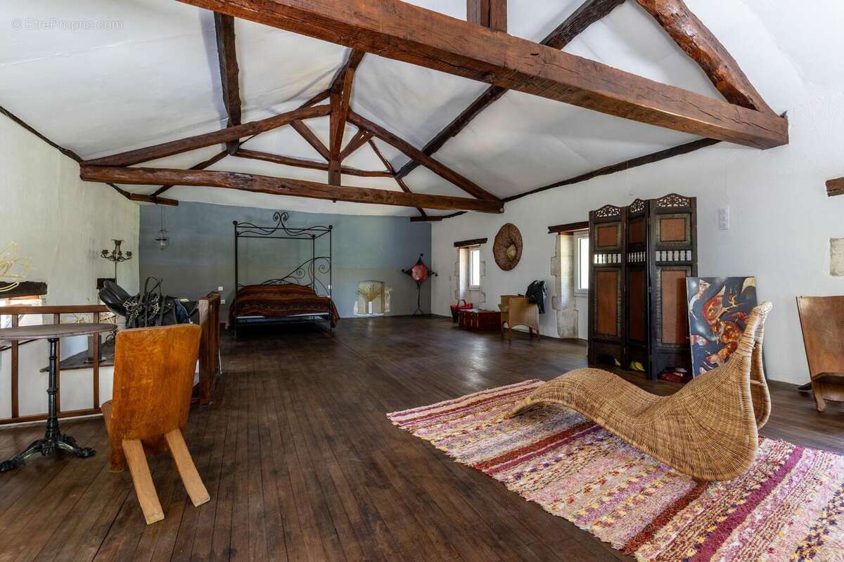 Maison 158 m² à Etouars  - photo 7