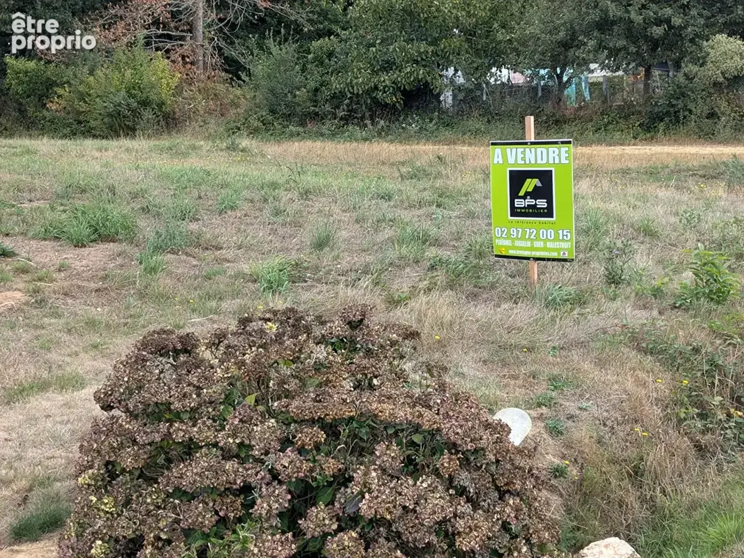 Terrain constructible 2608 m². Lanouée - photo 10