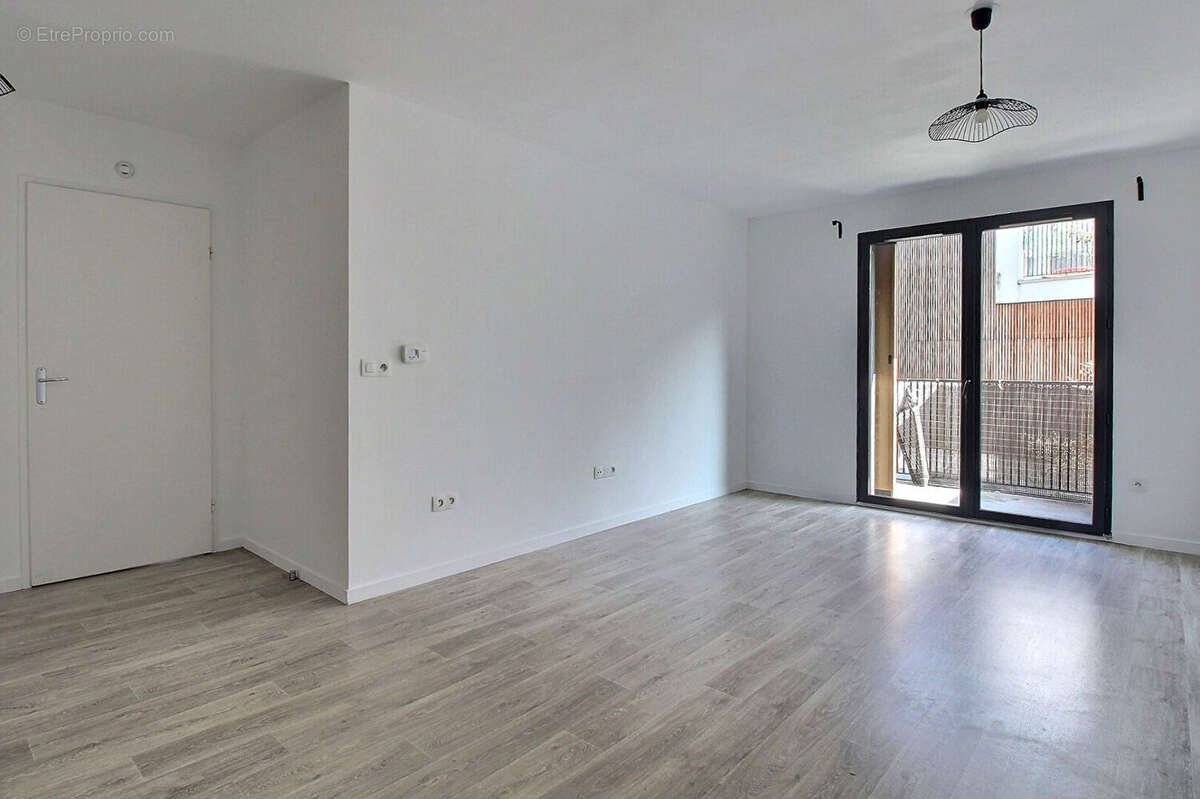 Appartement à COLOMBES