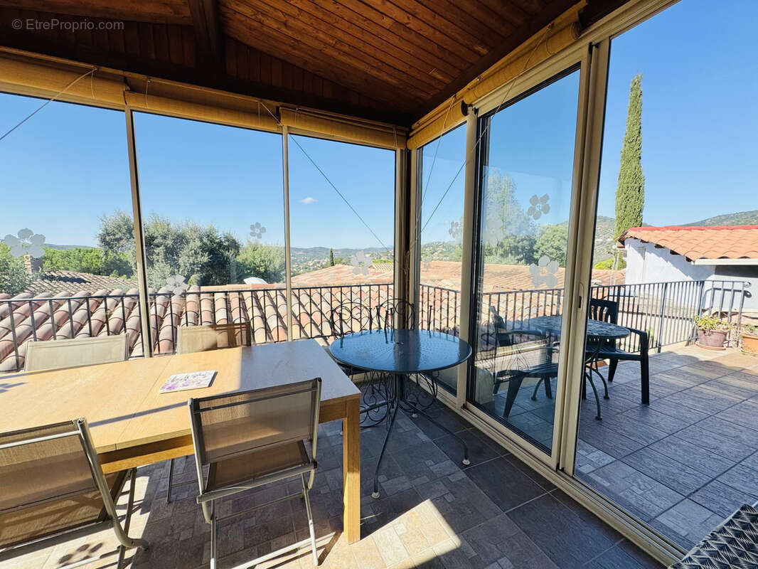  À vendre   Élégante maison T3 avec jardin dans un domaine privé et sécurisé à Bormes-les-Mimosas  - photo 9