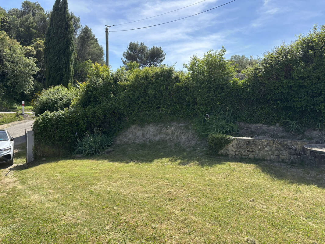 Maison à ENTRECHAUX