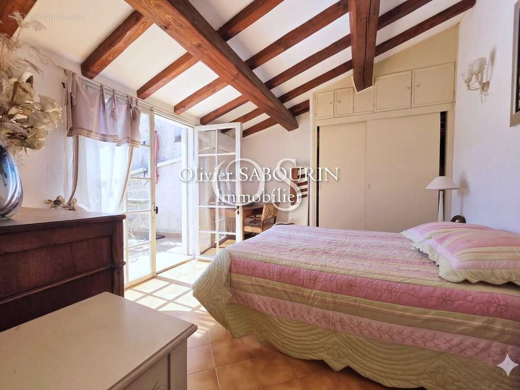 Maison à ROQUEBRUNE-SUR-ARGENS