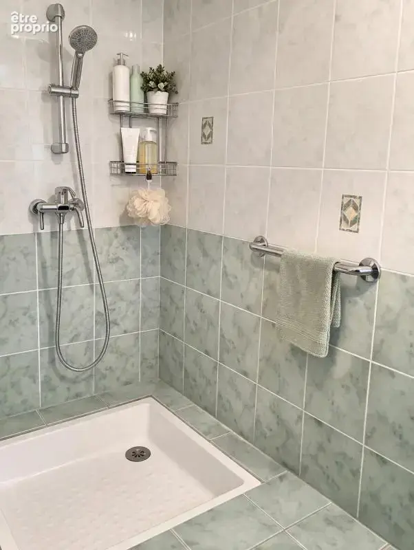 Quint-Fonsegrives: Villa plain-pied T4/5 salon/séjour, 117m² hab, véranda    et garage, sur terrain  arboré - photo 14