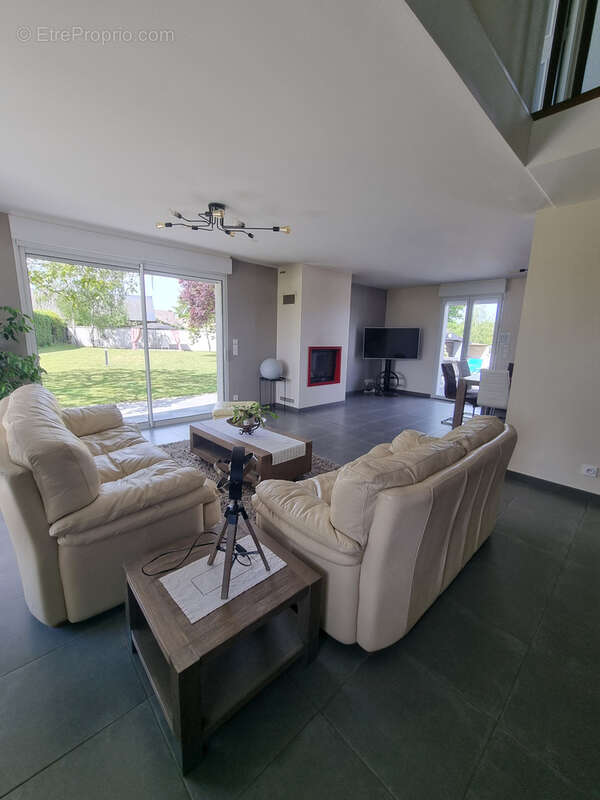 Maison à LA POUEZE