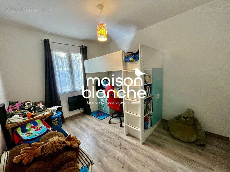 Maison à LE GUE-D&#039;ALLERE