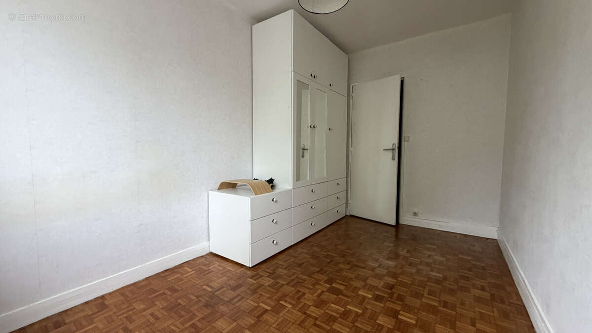 Appartement à SAINT-CYR-L'ECOLE