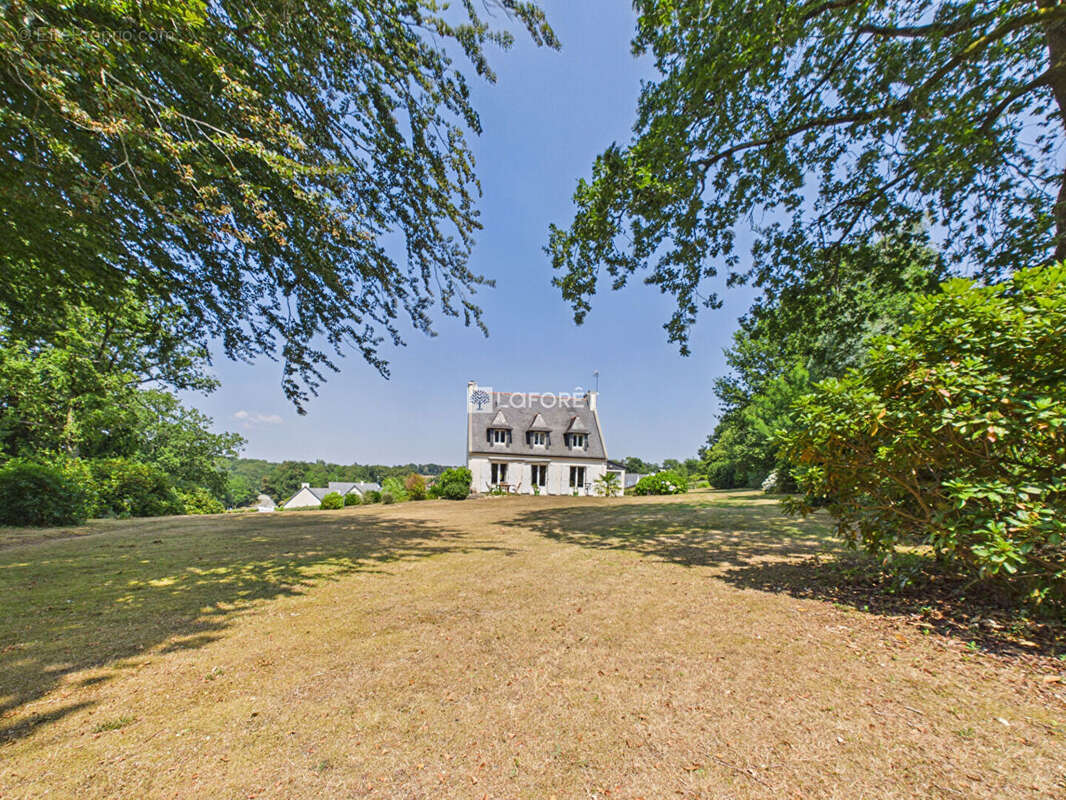 Exclusivité  :  Maison Saint Evarzec 7 pièce(s) - photo 19