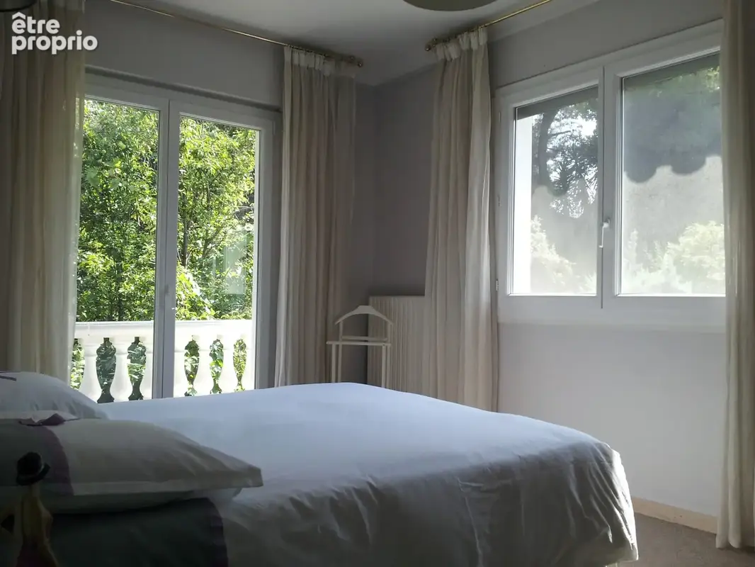Propriete vence vue degagee collines piscine - photo 8