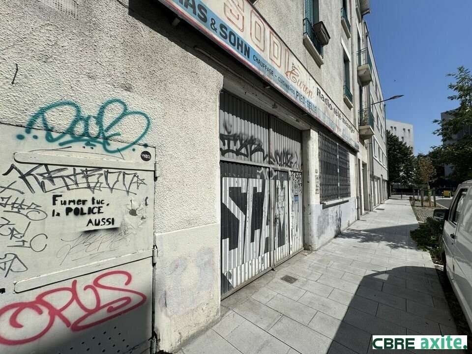 583 m² à Grenoble  - photo 7