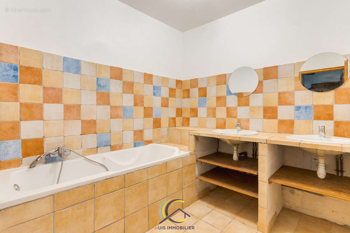 Maison à MARSEILLE-10E