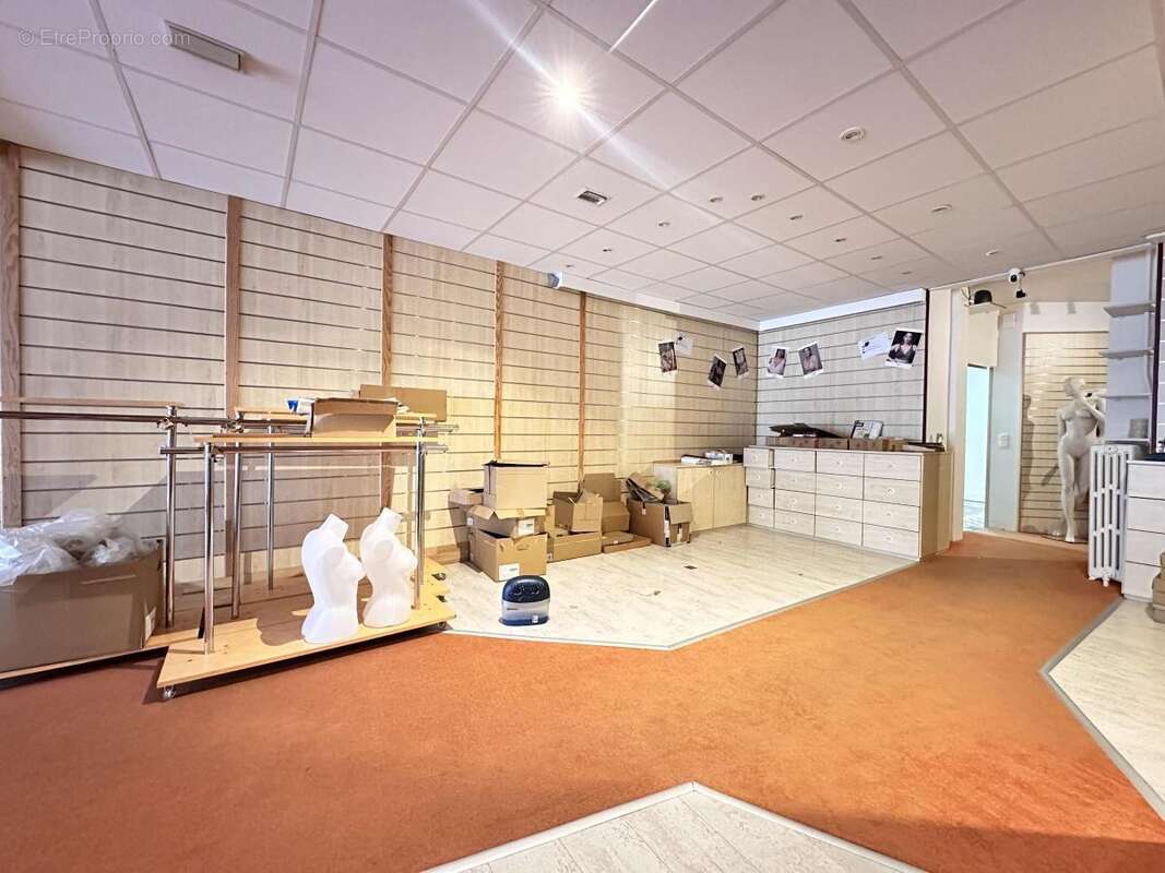 Commerce à SAINTE-MAURE-DE-TOURAINE