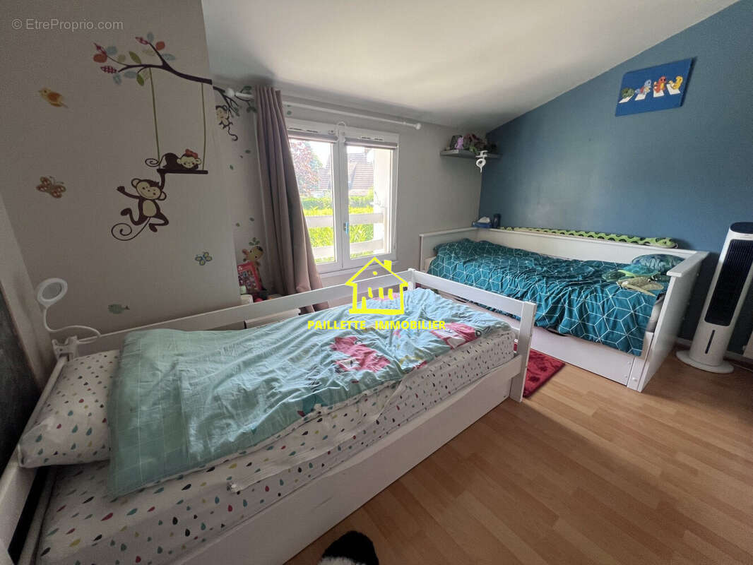 Maison 93 m² à Saint-Arnoult  - photo 9