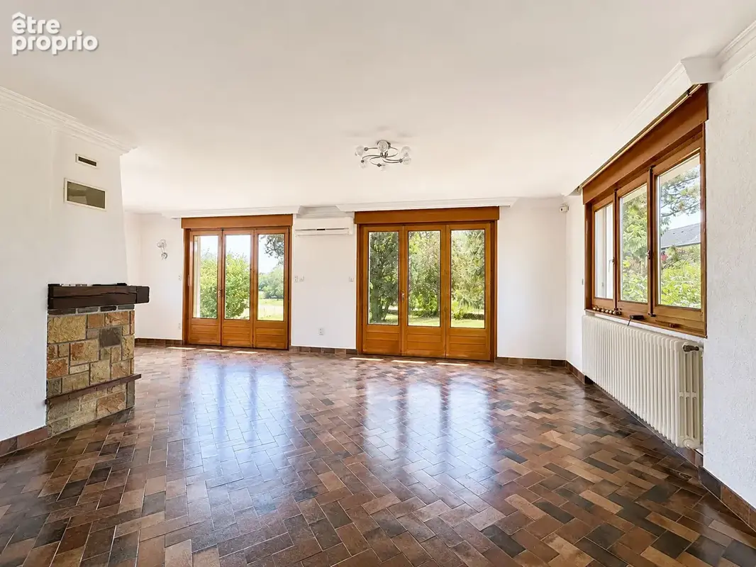 Maison individuelle à vendre 106 m², 3 chambres, sous-sol complet et terrain arboré de 2 000 m² - photo 8