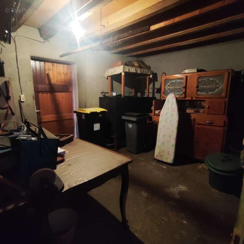 Maison à LA BATIE-MONTGASCON