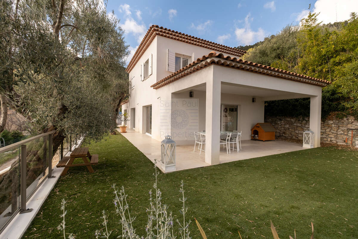 EXCLUSIVITE - TOURRETTES-SUR-LOUP - Maison vue mer panoramique - 147m2 - photo 3
