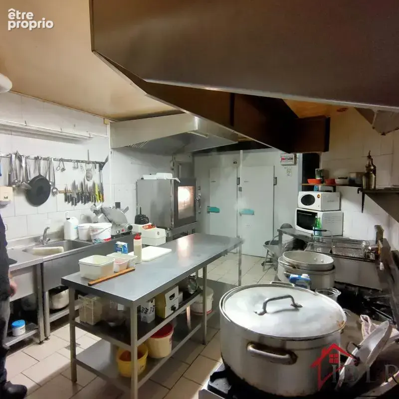 AFFAIRE A SAISIR - fonds de commerce restaurant 202 m2+ terr - photo 7
