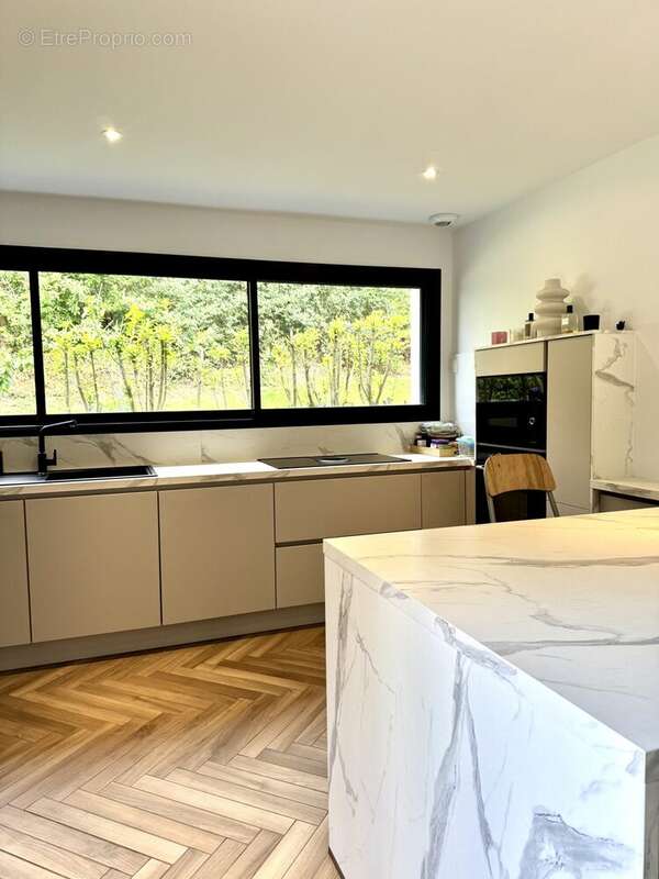 Maison à MONT-SAINT-AIGNAN