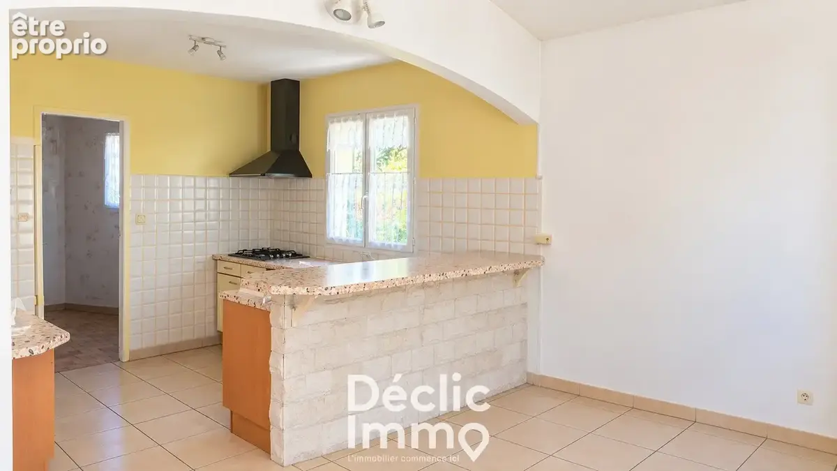 L'isle-d'espagnac  maison de plain-pied de 115,16 m², 4 chambres, double garage avec étage et beau potentiel - photo 3