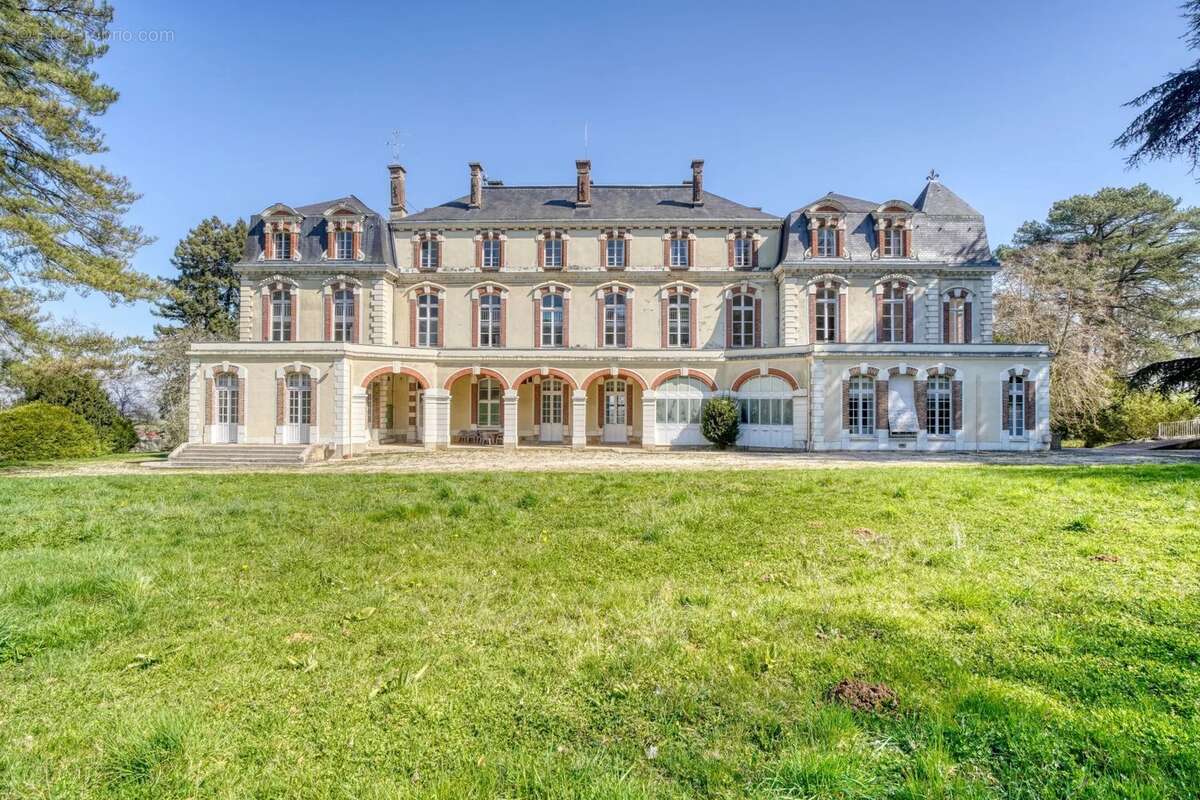 Maison à FONTAINEBLEAU