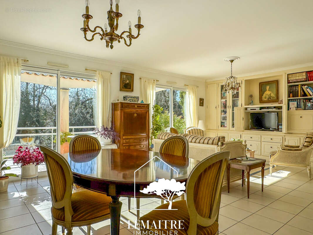 Maison à LES MATHES
