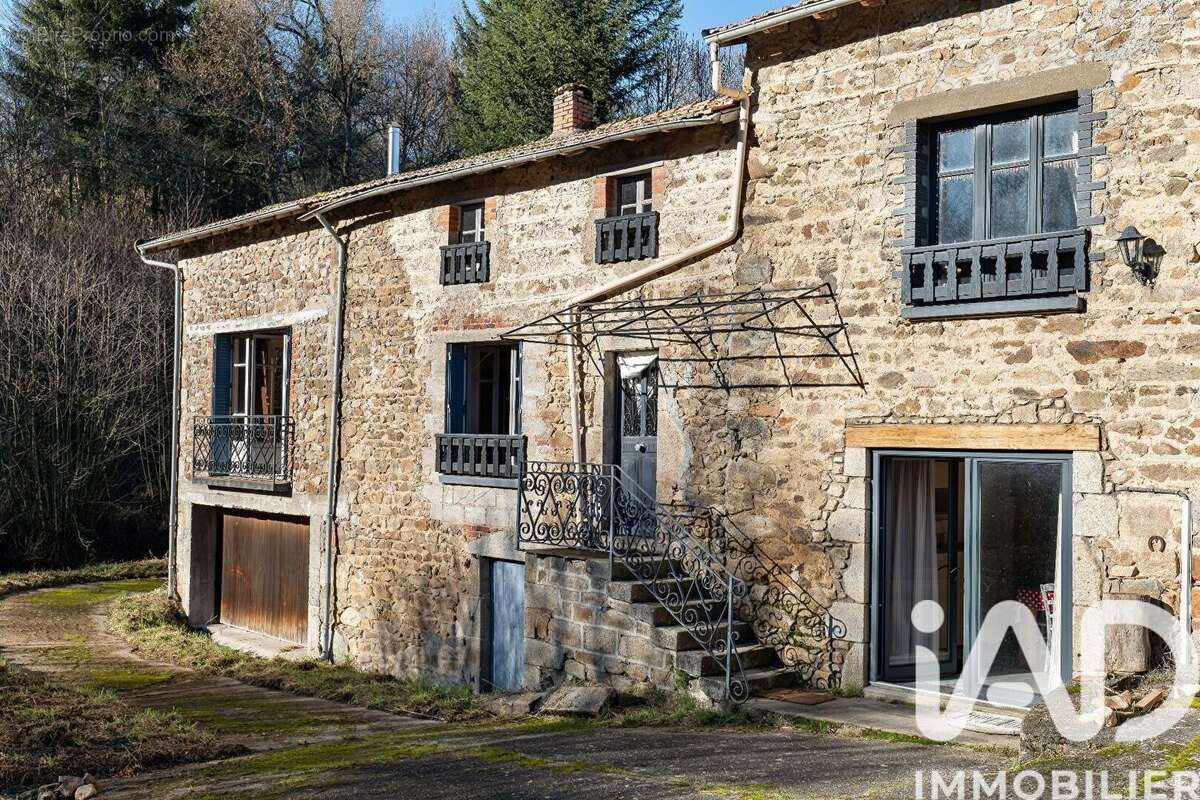Photo 3 - Maison à VERNET-LA-VARENNE