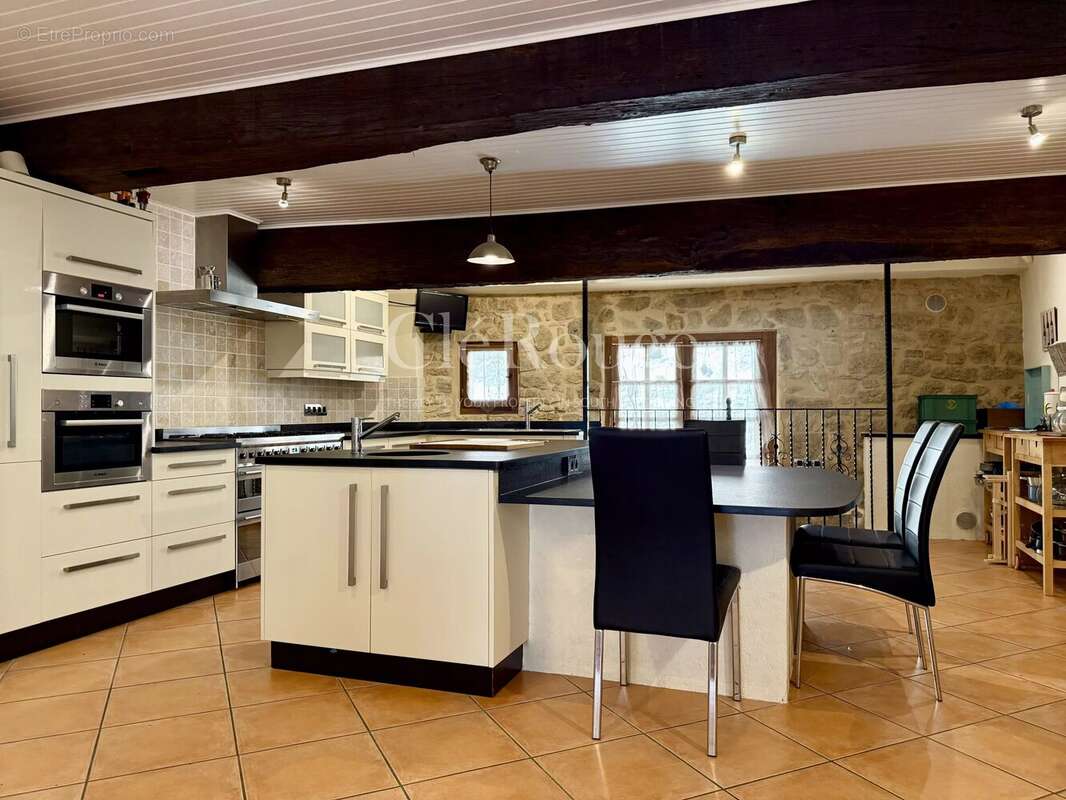 Maison à MONSEGUR