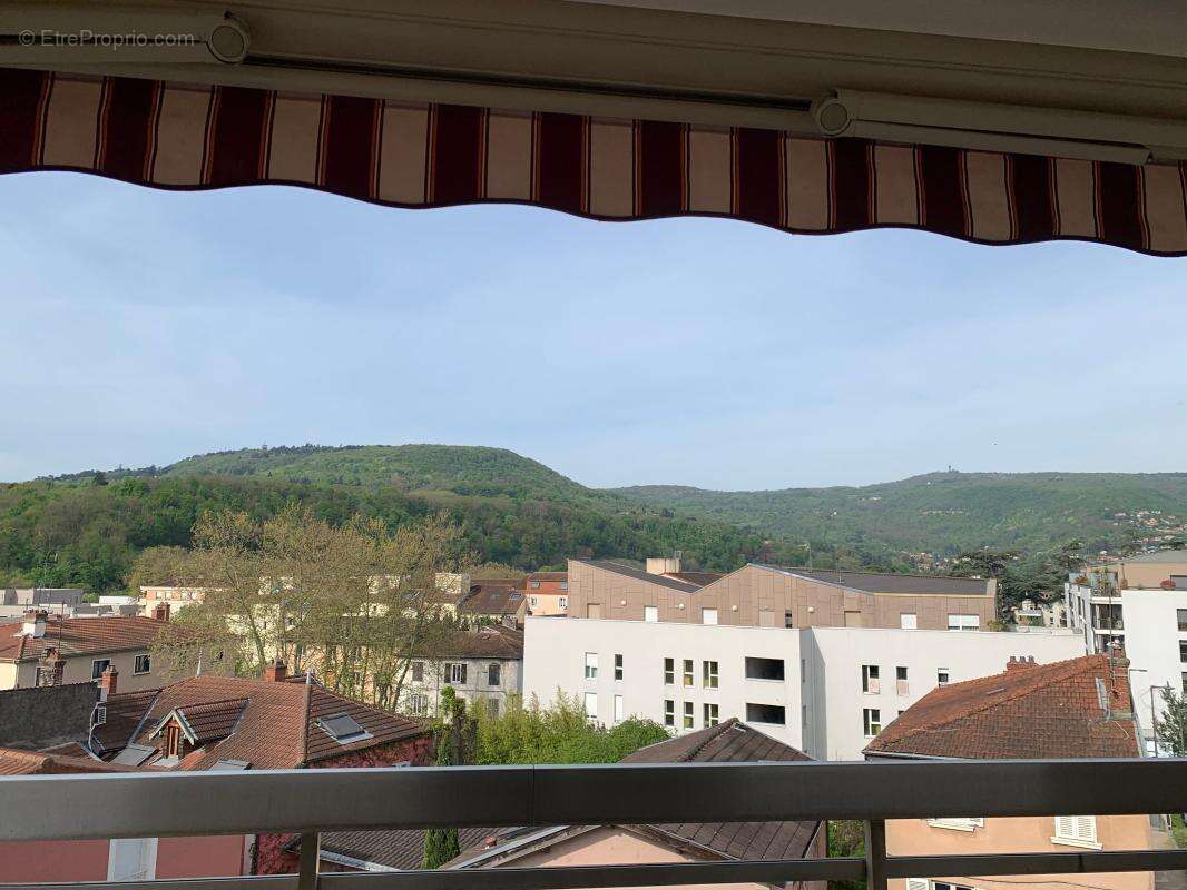 Appartement à FONTAINES-SUR-SAONE