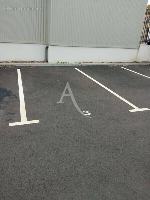 Parking à SAINT-JEAN-DE-MONTS