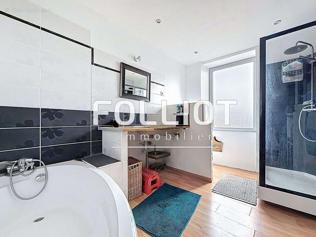 Maison à FIERVILLE-LES-MINES